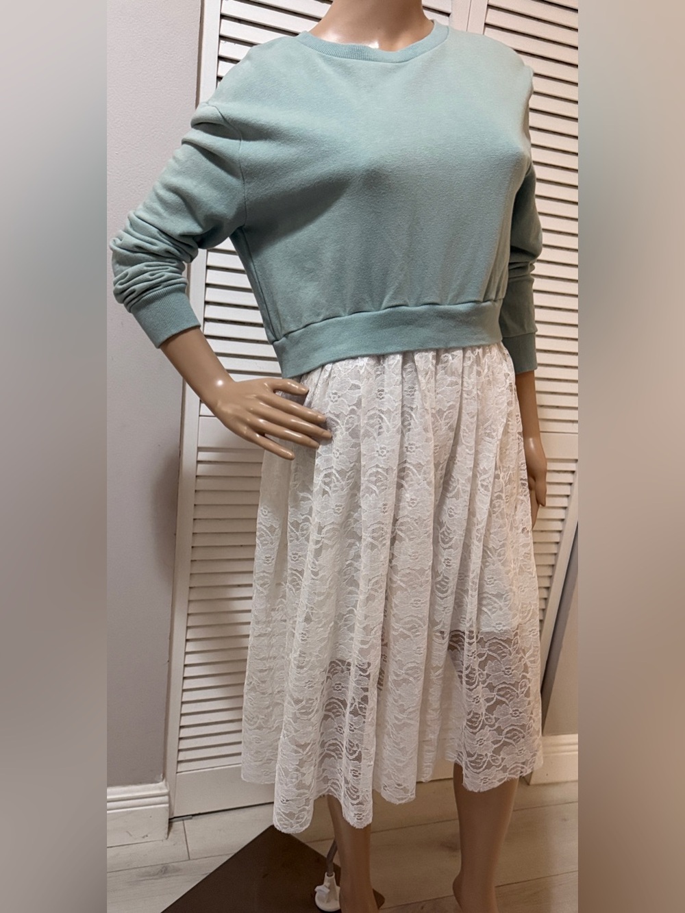 Field Trip Mint Green Lace Midi Dress Cozy Romantic Balletcore Cottagecore - Picture 3 of 3